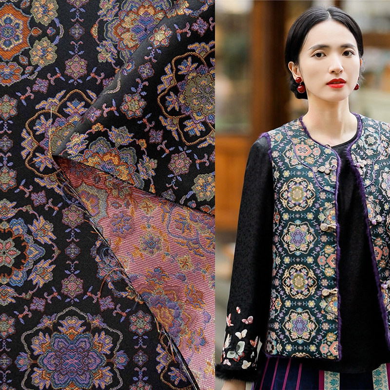 Retro Đen Trên Nền Tím Bộ Hanfu Áo Vest Với Satin Nhựa Màu Tím và Họa Tiết Hoa