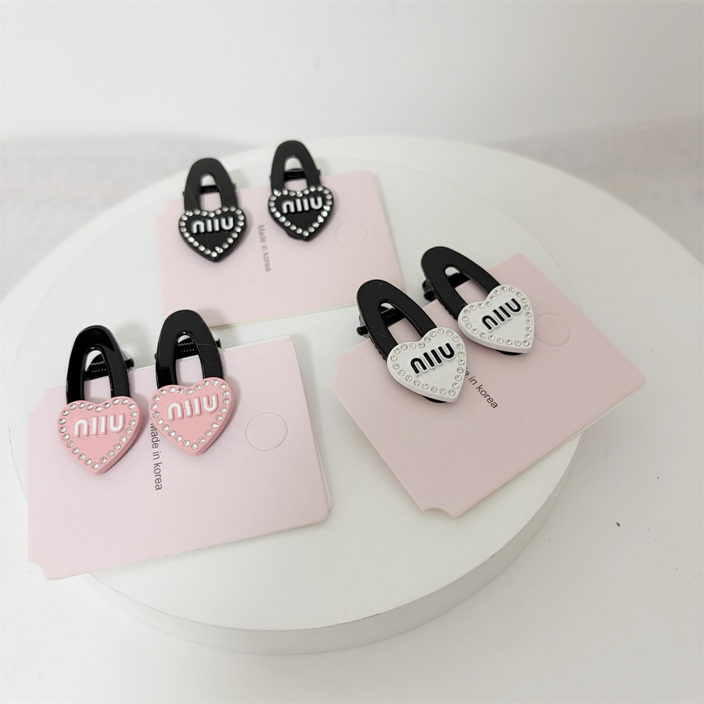 Fashionable Letter Heart BB Vintage side hair clip for women, high-end bangs clip, alligator clip