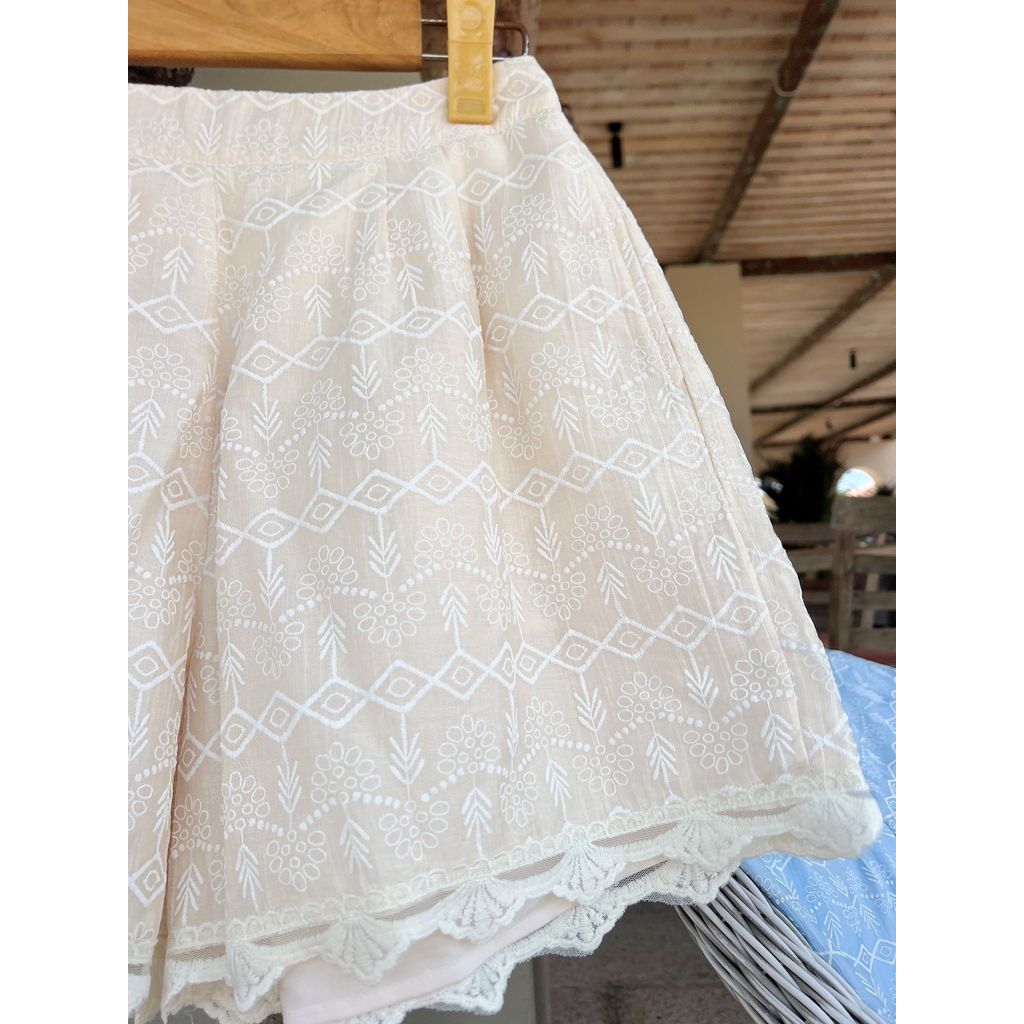 Set Bộ Nữ Áo Hoa Thêu Họa Tiết Boho Mix Quần Short Đùi Ren Viền Sóng S135 | BigBuy360 - bigbuy360.vn