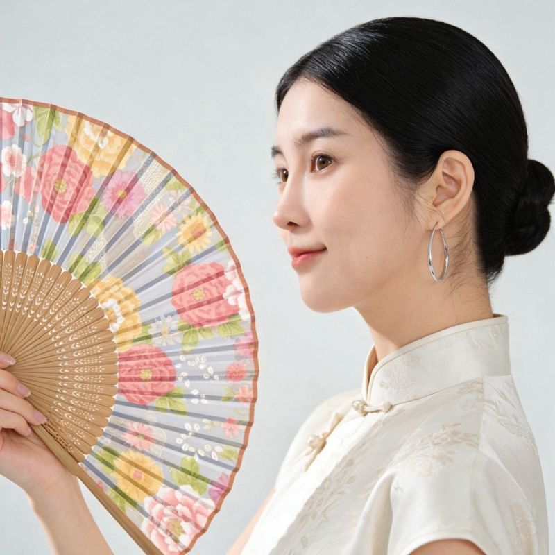 Wang Xingji Silk 20cm Quạt Gấp Nhỏ 2026 Quạt Mới Hàng Ngày Di Động Hanfu Sườn Xám Mùa Hè Di Động Nhậ