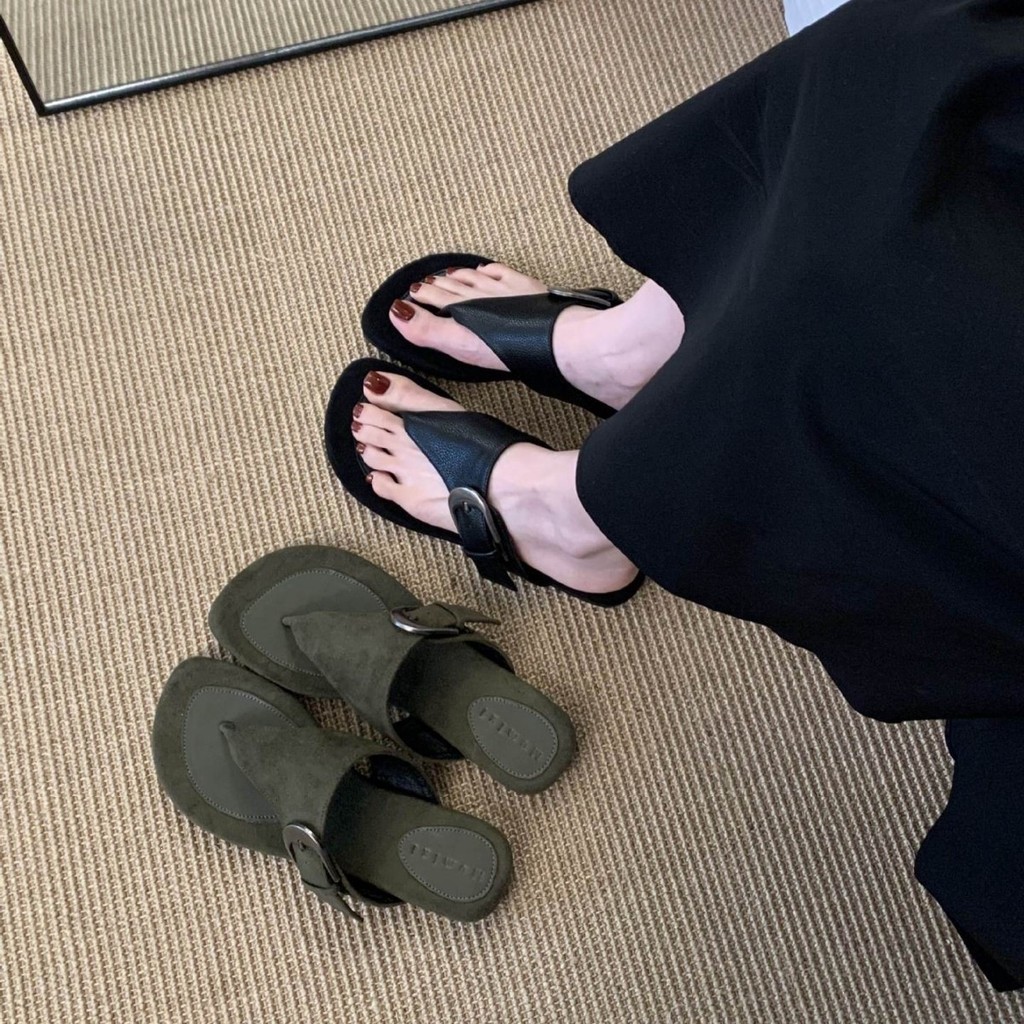 [Lamode] Giày Nữ Thời Trang Mùa Hè 2026 Phiên Bản Hàn Quốc Thiết Kế Khóa Flip-Flops Nữ Đế Mềm Dép Dé