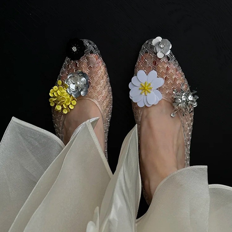 New Korean style comfortable and versatile transparent shoes, crystal shoes, pointed toe hollow sand