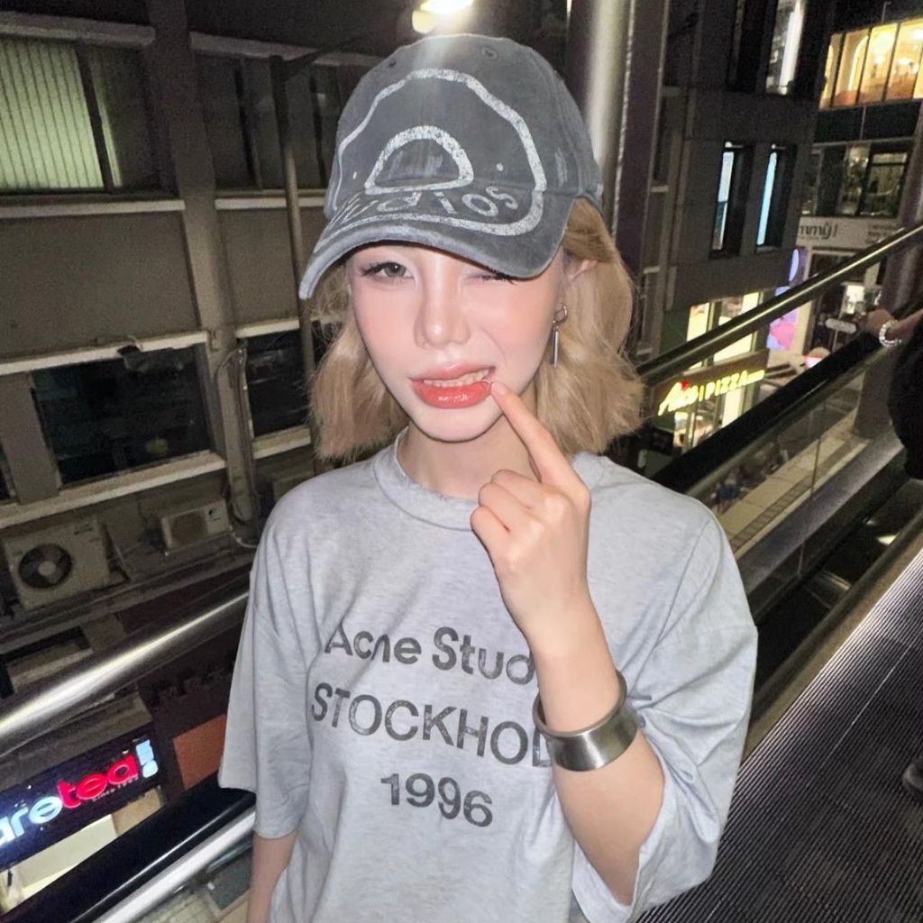 Studio Acne In Hình Mũ Bóng Chày Màu Đen