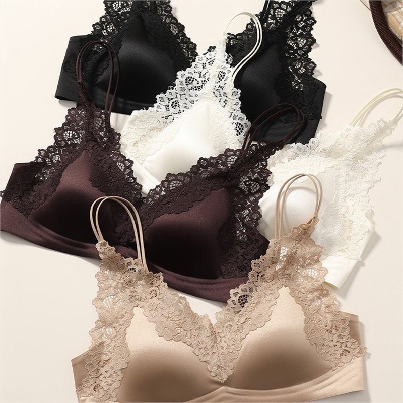 2026Sexy satin French lace V Small bust push-up bra without underwire, no empty cups, comfortable wo