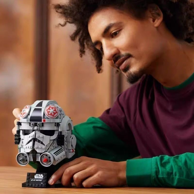 Tương thích với Lego Star Wars AT-AT Mũ bảo hiểm lái xe 75429 Bé trai Lắp ráp Khối xây dựng Quà tặng