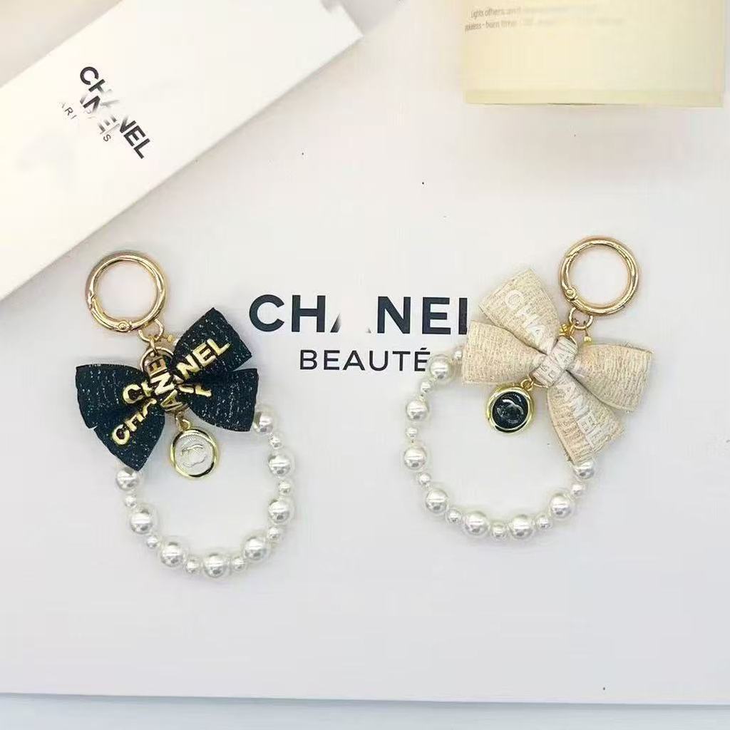 Quầy VIP Tặng Sửa Đổi Miễn Phí DNY Trang Sức Chanel Ruy Băng Nơ Giả Ngọc Trai Móc Khóa [Y]
