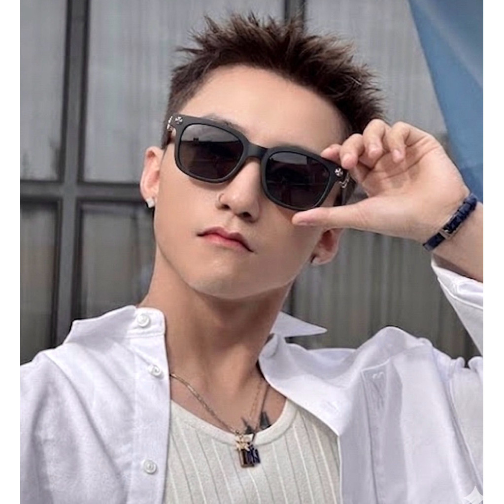 MATKINHHOT - [2273] GỌNG MẮT KÍNH VUÔNG CH HEART SƠN TÙNG DÁNG VUÔNG