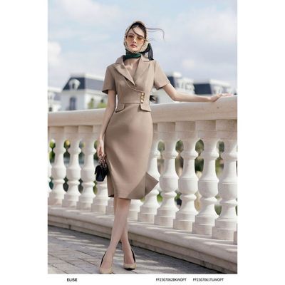 Đầm vân nâu cổ vest cúc đai eo thiết kế Elise FF2309156DIWOBR