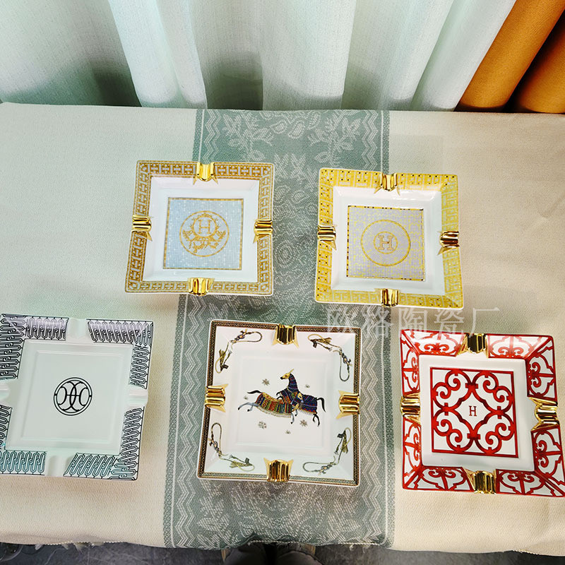 Square ceramic ashtray, vintage style, suitable for home, living room, office, cigar ashtray