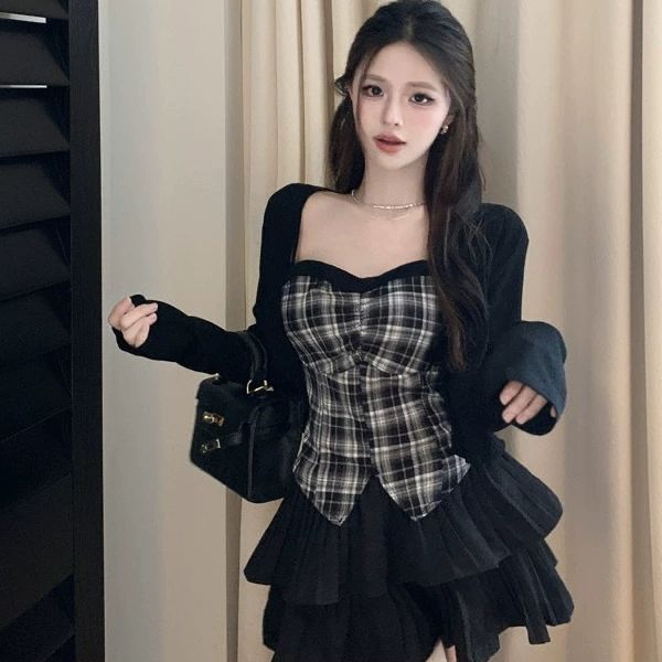 Ba Mảnh Kẻ Sọc Nữ Phong Cách Mới 100 2025 Trận Đấu Desire Bánh Sling Chống Cardigan Cô Gái Nóng Váy 