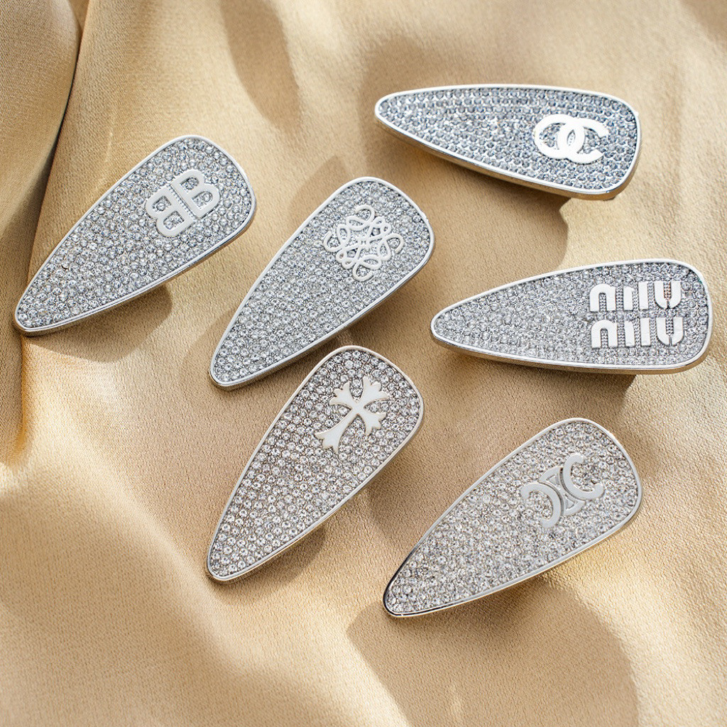 New style rhinestone letter pattern bangs clip, metal oval side clip, alligator clip, back of the he