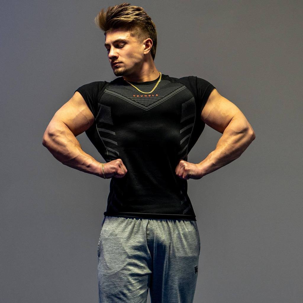 Gym Trainer Sports T-shirt Muscle Tights High Elastic Training Clothes Short Sleeve dpNv