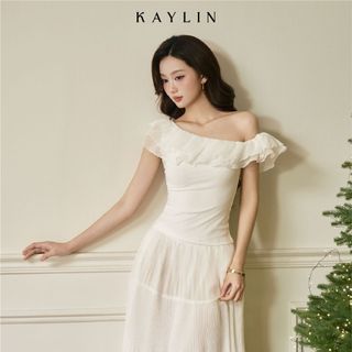  Áo kiểu KAYLIN lệch vai phối bèo form ôm chất vải thun cotton dập ly phong cách gợi cảm BST Tháng 11.2025 - A110T11 