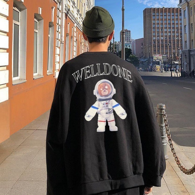 welldone  NASA Astronaut Fleece Loose Fit Men's Couple Crew Neck Sweatshirt