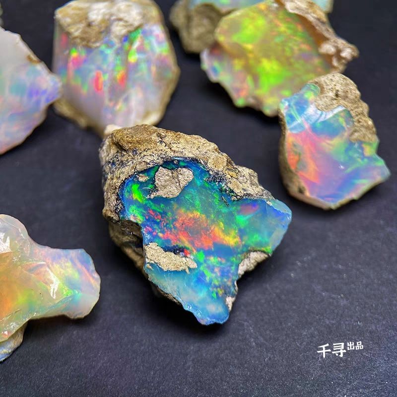 Opal tự nhiên Opal Opal Úc Nhiều Màu Sắc Kho Báu Khoáng Pha Lê Quặng Giảng Dạy Mẫu Nhiều Màu Sắc Khô