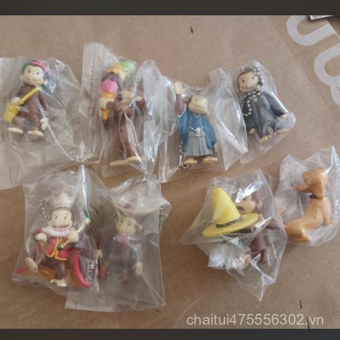 TOMY Curious George Monkey Capsule Toy George Monkey Mini Model Mặt dây chuyền Hàng số lượng lớn