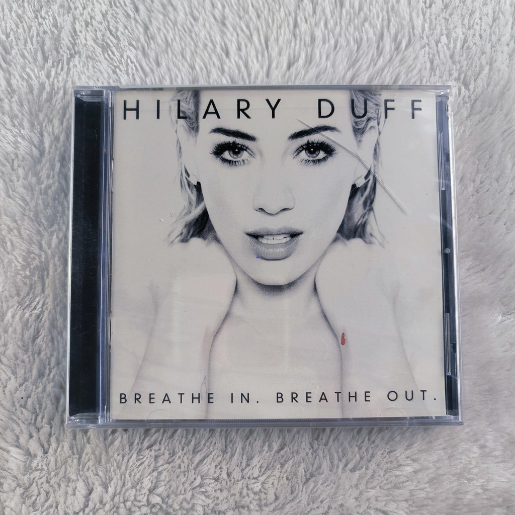 Z624 Hilary Duff Hít vào. Thở ra. Album CD C0103