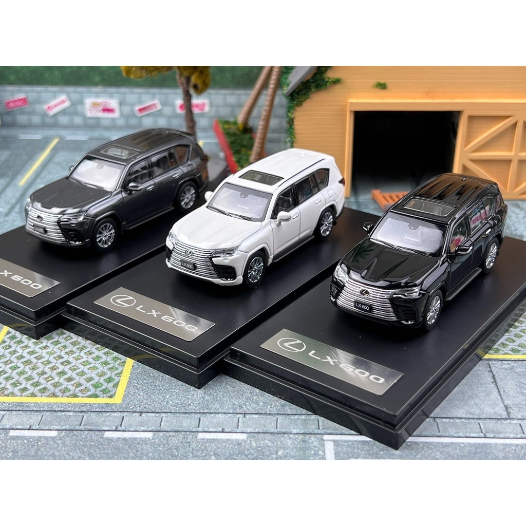 Hàng sẵn có LCD 1: 64 LEXUS LEXUS LX600 Bộ sưu tập mô hình ô tô hợp kim Đồ trang trí