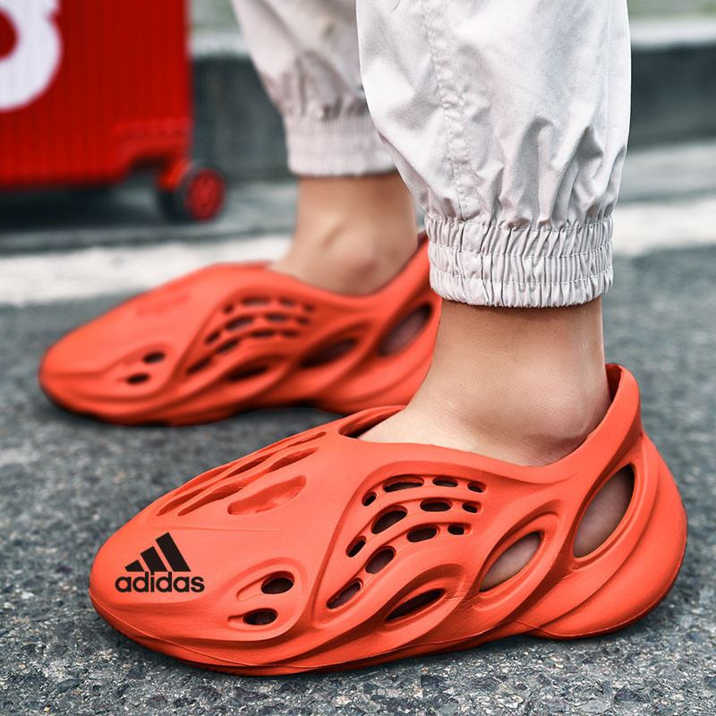 Hàng Mới Về Yeezy Foam Runner Nam Nữ Giày Hang Động Nhẹ Dép Thoáng Khí 36-46 @