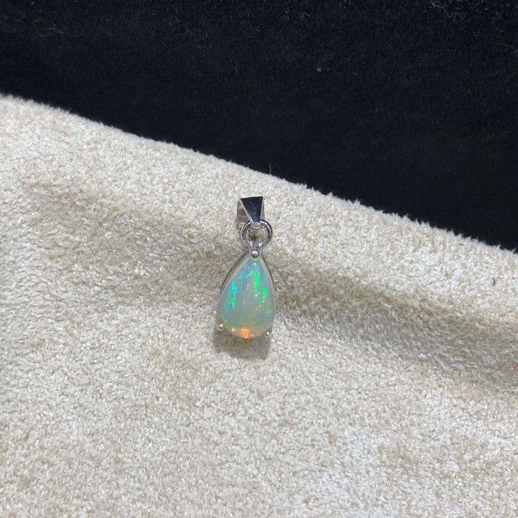 Mặt dây chuyền Opal hình quả lê tự nhiên Mặt dây chuyền Opal thả nước dát bạc 925