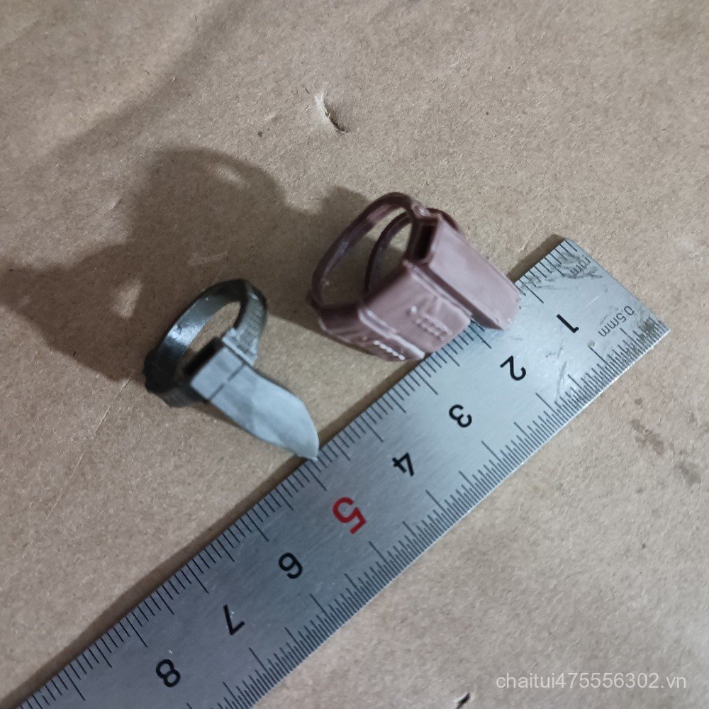 1 / 12 Bộ Dagger Chân Làm Bằng Tay 20cm Dagger Set Người Lính Chân-Tie Phụ Kiện Hàng Số Lượng Lớn Hơ