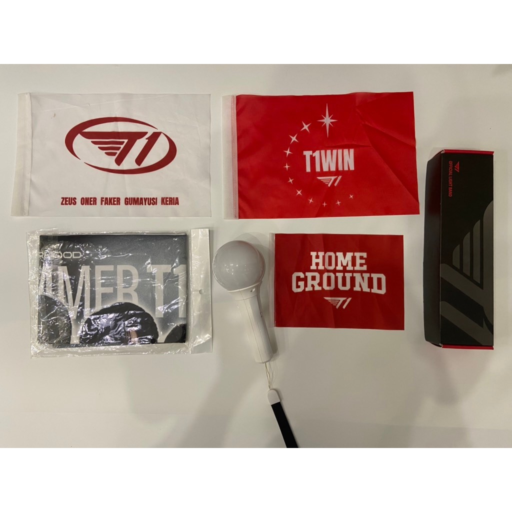 T1 -Cờ và merch các đợt đi xem trực tiếp T1 DORAN ONER FAKER GUMAYUSI và KERIA chính hãng