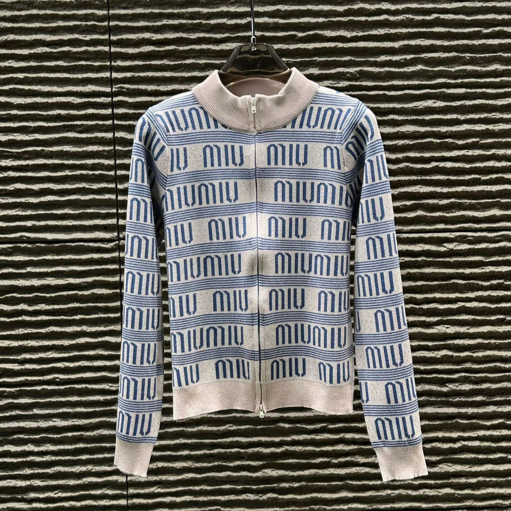 MIUMIU Autumn Winter New Zipper Full Embroidered Letter Cardigan Knitted Fashion Versatile