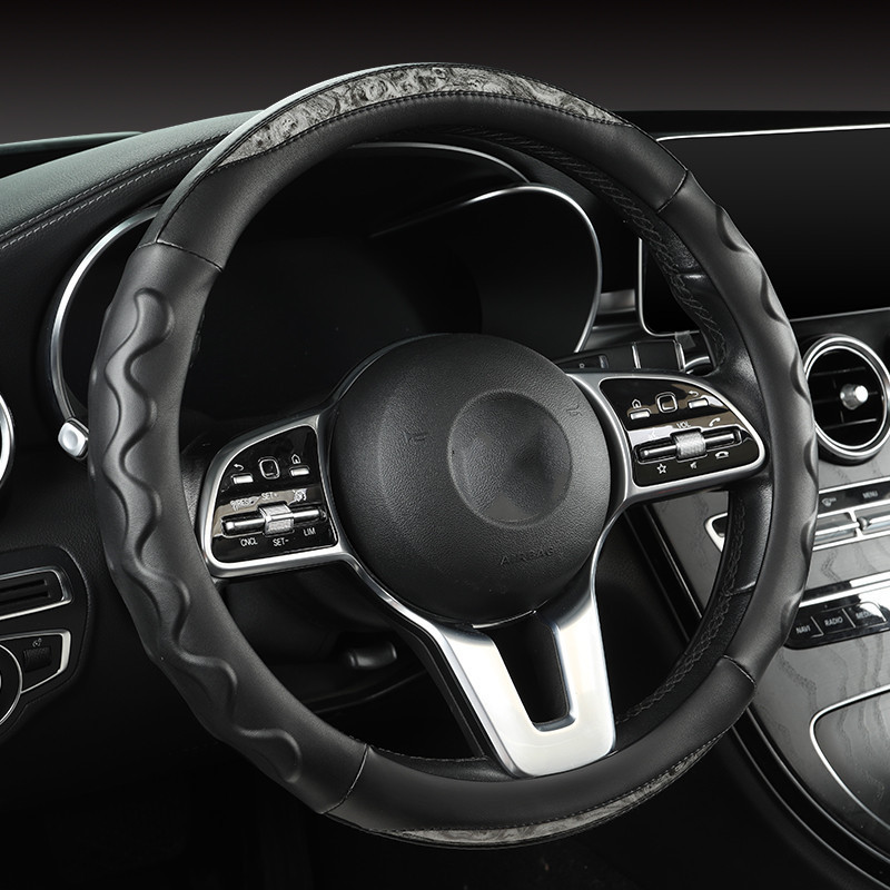 【Ready Stock】 Crystal Peach Wood Steering Wheel Cover Summer Car Supplies Simple round Stitching Ste