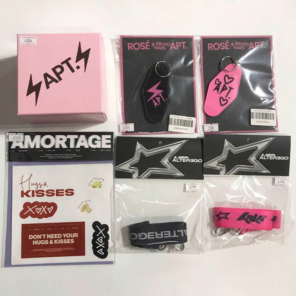 BLACKPINK - Merch MD LẺ JISOO JENNIE ROSÉ LISA chính hãng
