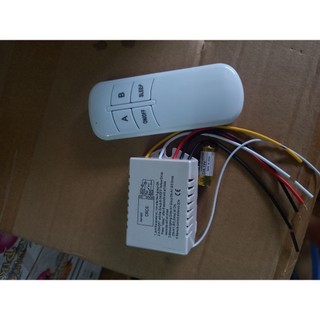 Công tắc điều khiển từ xa 2 kênh , 4 kênh bằng sóng radio RF, có pin