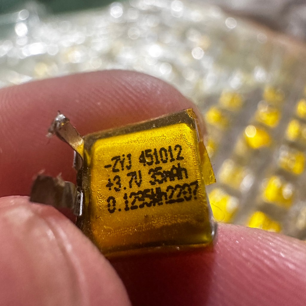 Pin tai nghe Bluetooth 3.7v451012Tai nghe Bluetooth không dây Model 35mAh Pin có sẵn Pin mới