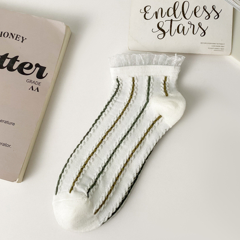 [OK Thể Thao Cuộc Sống] Tất Nữ Ống Ngắn Xuân Hè Nổi Họa Tiết Gai Dầu Tất Ren Thể Thao Giải Trí Phong