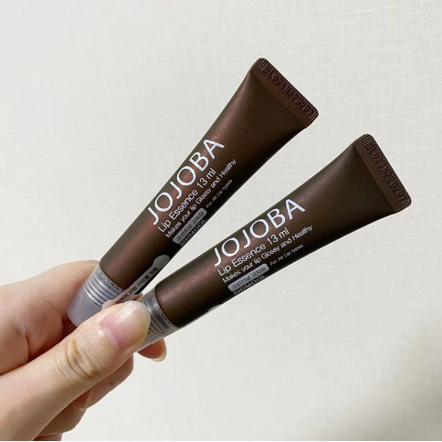 Son Dưỡng Môi Jojoba Lip Essence 13ml