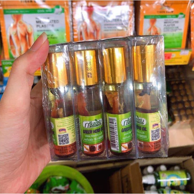 Dầu Gió Lăn Nhân Sâm Thảo Dược Green Herb Thái Lan