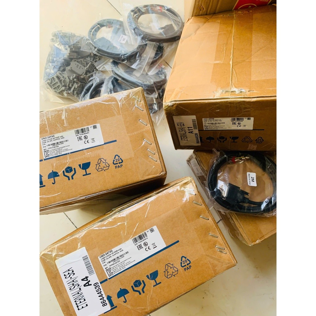 Máy tính công nghiệp không quạt Advantech UNO-2473G-J3AE Bộ xử lý E3AE J1900 2.0G New