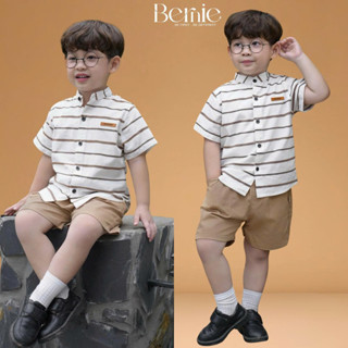  Set bộ sơ mi tay ngắn cổ trụ bé trai áo kẻ ngang be kèm quần short kaki 9 đến 26kg BERNIE P1124B28 