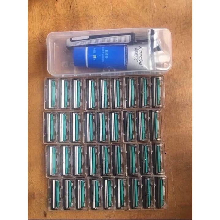 SÉT DAO CẠO RÂU KÈM 30 LƯỠI DAO THAY THẾ