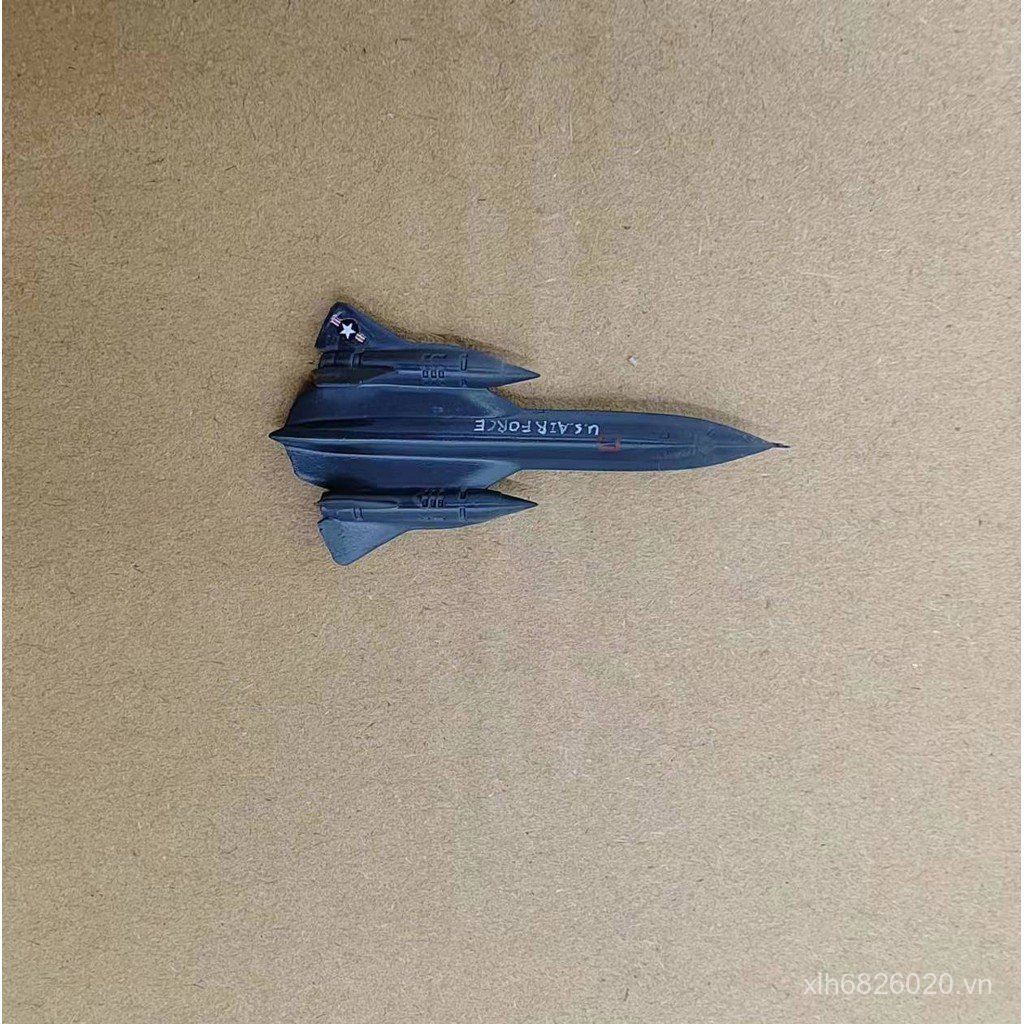 Mô hình máy bay chiến đấu trinh sát hành trình cao của quân đội Mỹ SR71 Blackbird