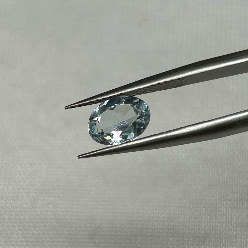 90Aqua- ĐÁ AQUAMRINE THIÊN NHIÊN KHÔNG XỬ LÝ ( thông số trong ảnh chụp) 0.9 Carat