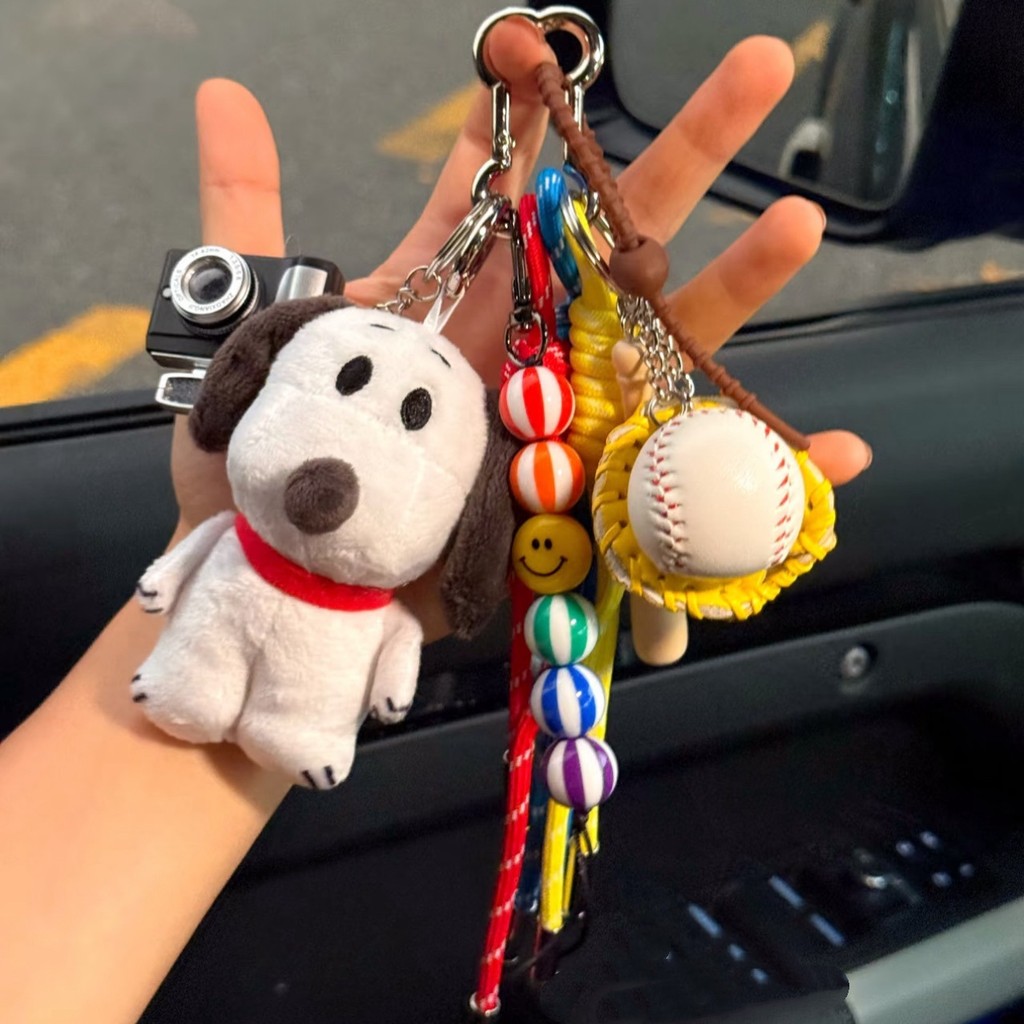 Cartoon Snoopy Plush Pendant Baseball Dopamine Keychain Handbag Pendant Keychain Decoration KAu9