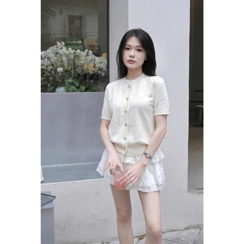 (BST hè HTIQUE) DEAL mở bán Áo len dệt kim đục lỗ nơ siêu điệu đà, áo dệt kim thiết kế kèm khuy nơ s