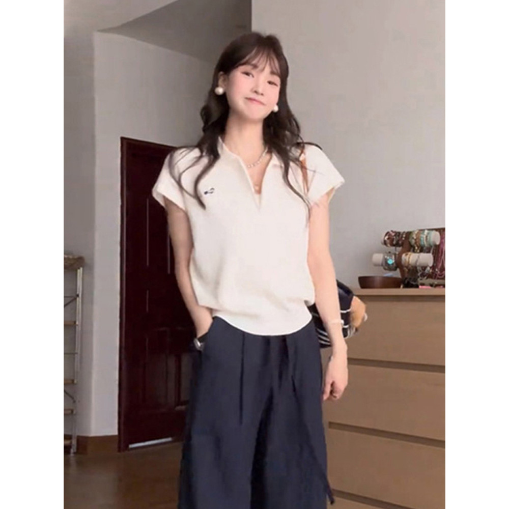 áo khoác len dày áo len ghi lê nữ Áo thun tay ngắn tay tay plo cổ plo vai trước màu trắng phong cách