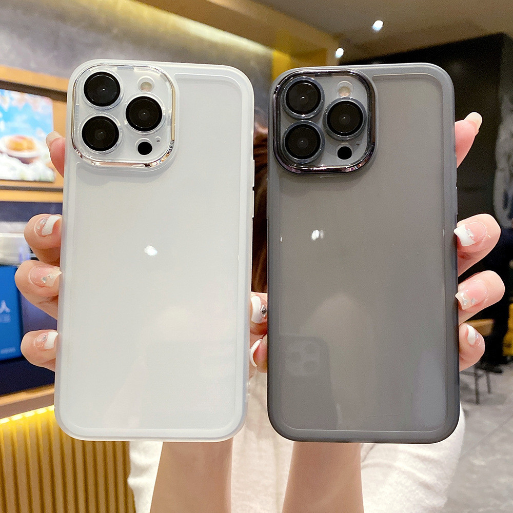 Phụ kiện chính xác cho iPhone XR và iPhone 16 Pro: Case mạ điện và film bảo vệ màn hình