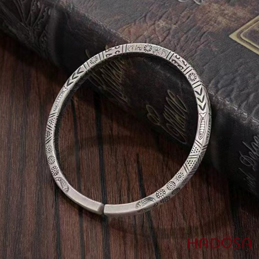 Vòng Kiềng Nam Bạc Thái Họa Tiết Mây Cổ Truyền Gây Ấn Tượng Mạnh Mẽ – Phong Cách Nam Tính – Hadosa T