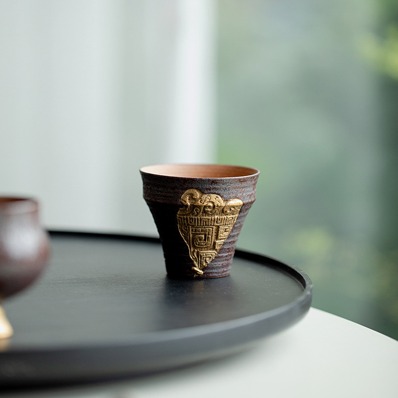 [Live Fan] Old Rock Mud Rust Red Red Red Gluttonous Pattern Old Rock Mud Tea Cup Handmade Trung Quốc