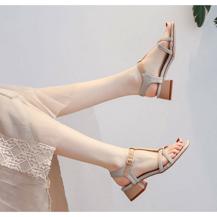 PK1 J 12 WEDGES Quyền Biết QWENZY