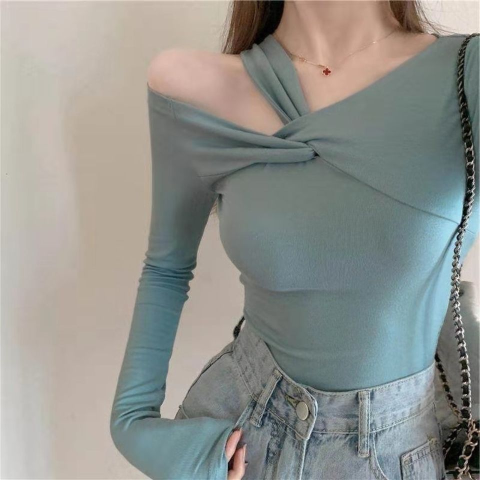 ❈ ❈ ❈ ❈ ❈ ❈ ❈ ❈ ❈ V ❈ ❈ ❈ ❈ ❈ ❈ ❈ ❈ ❈ ❈ ❈ ❈ ❈ ❈ ❈ T ❈ Xuân Thu Thiết kế nước ngoài Sense Niche V-Cổ 