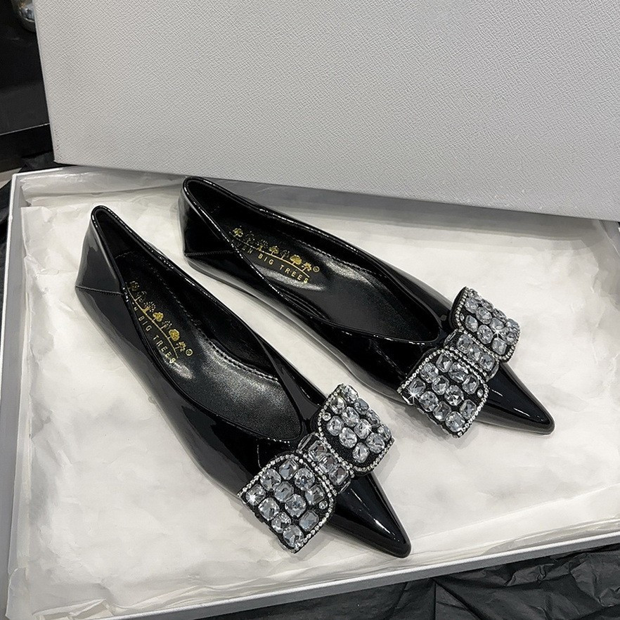 BIGTREE Women's Flat Ballet Shoes Korean Fashion Party Shoes Patent Leather Shallow Mouth Rhinestone
