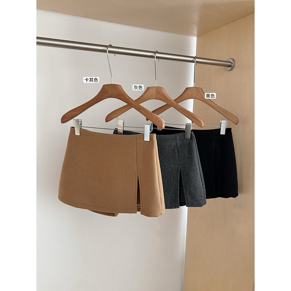 JRSO Everyone has a pair of supermodel skirt pants this year that make legs look longer A Versatile 