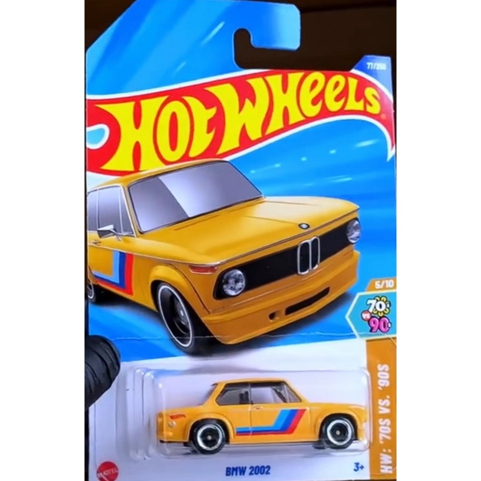 Hotwheels Hotwheels Hotwheels Hotwheels 2002 Xe thể thao màu vàng BMW 2002 77 25F /
